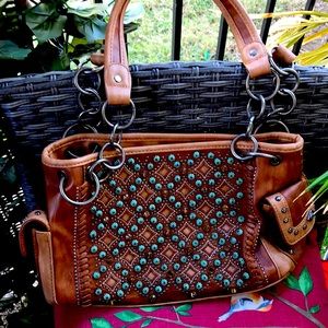 Like Brand New Leather Purse even has a place for your pistol made Montana  West